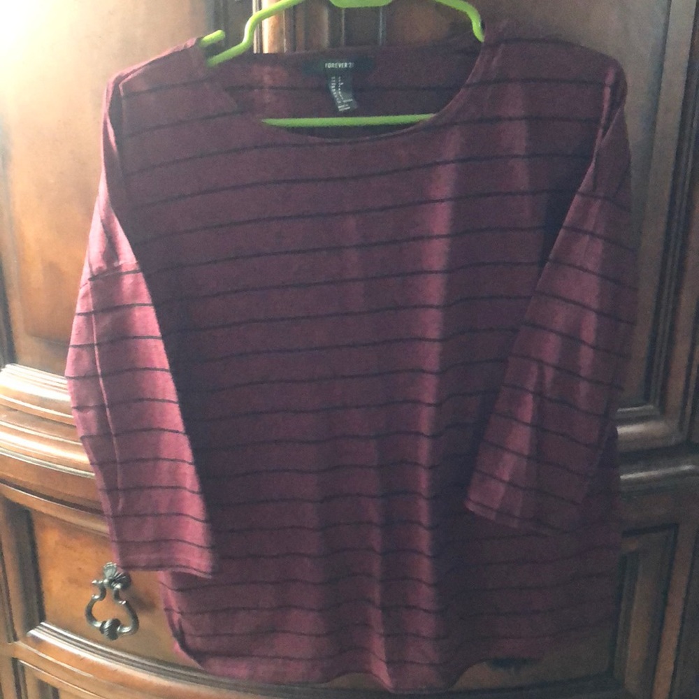 Forever 21 cute 3/4 sleeve shirt